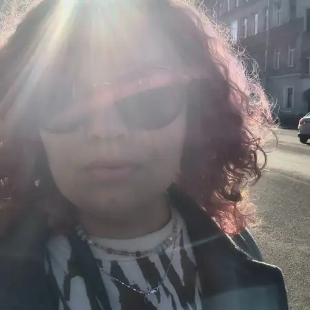 Esther, 40Центр Израиля, Израиль 