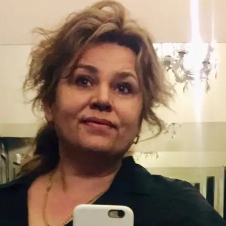 Irina, 50