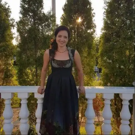 Natalya, 41