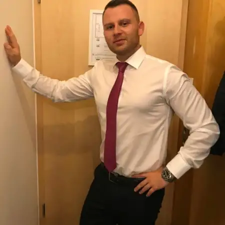 Дима, 33