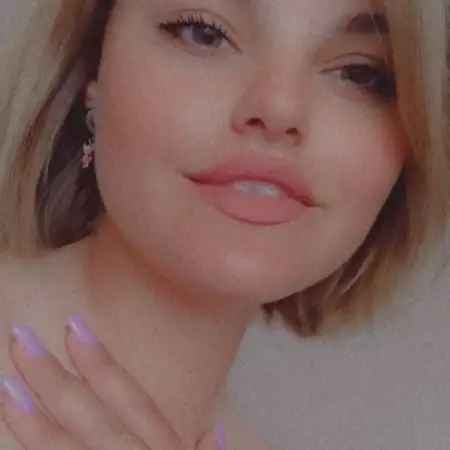 Maria, 25