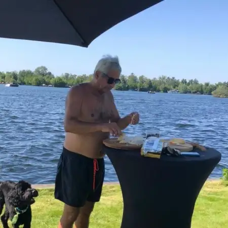 Avi, 73Холон, Израиль 