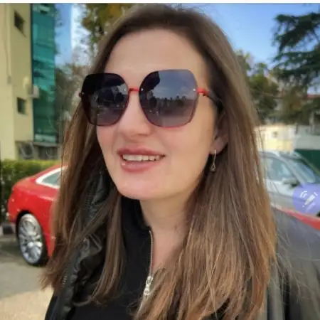 Жанна, 44