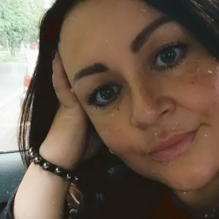 Hanna, 49