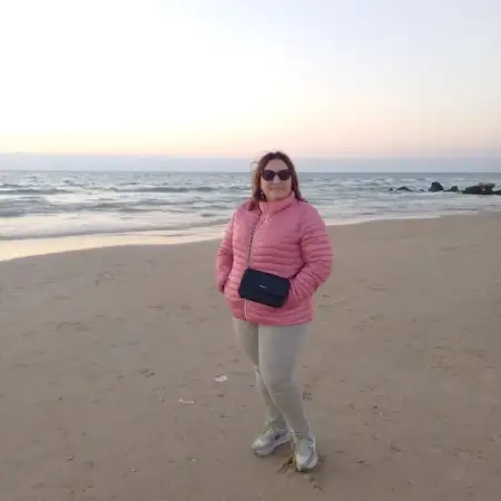 Anna, 46