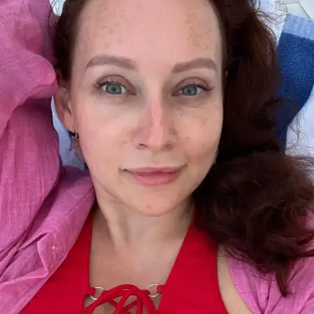 Sophia, 42
