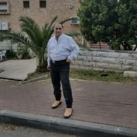 ארנון, 65 Йокнeам Илит, Израиль