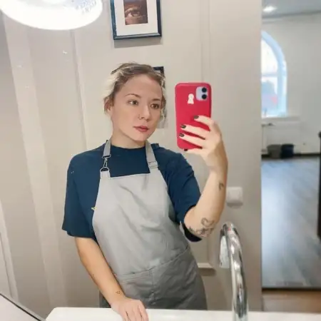 Полина, 28