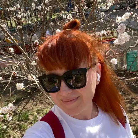 Юля, 49