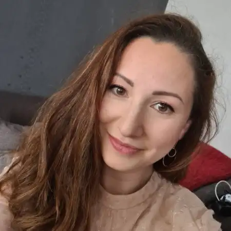 Юлия, 40