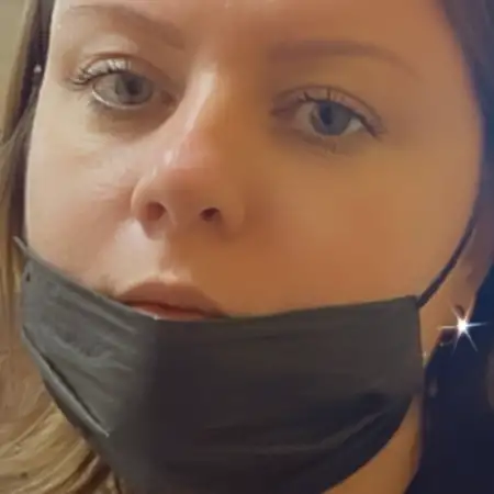 Elena, 42