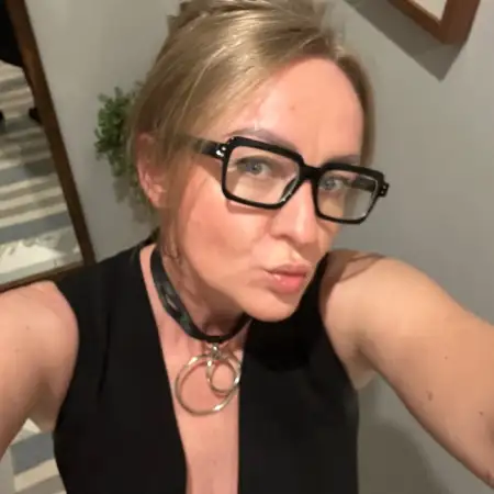 Inna, 46