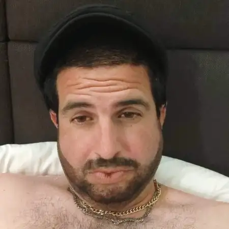 Izhak, 41 Петах Тиква, Израиль