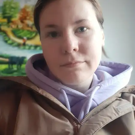 Svetlana, 40