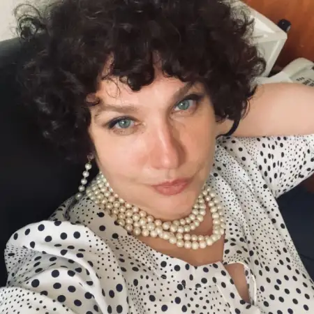 Tanya, 51