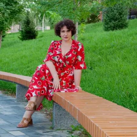 Tanya, 51