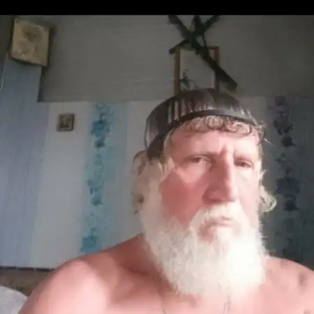 Юрий, 54