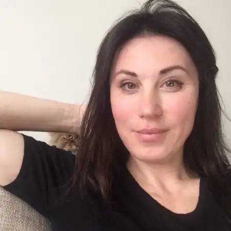 Nataly, 46