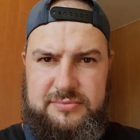 Александр, 40