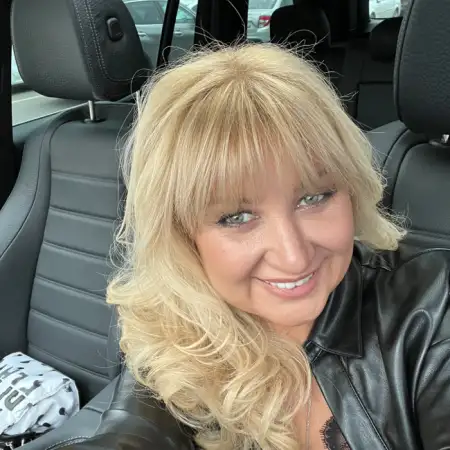 Лина, 53