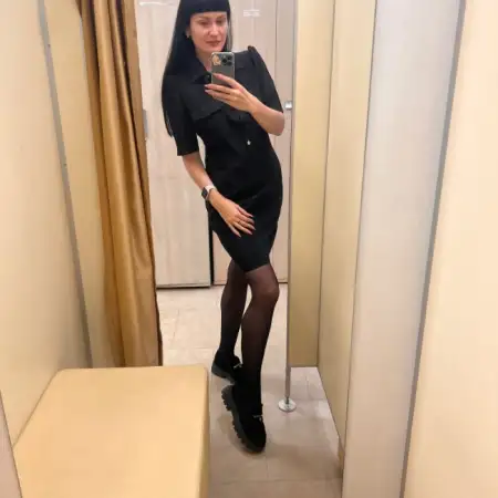 Irina, 39