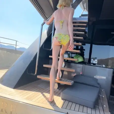 Екатерина, 32