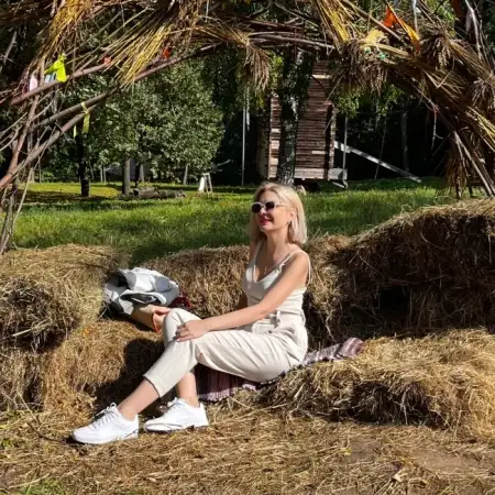 Анна, 45