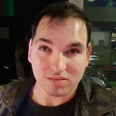 Dima, 35