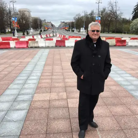 Владимир, 61