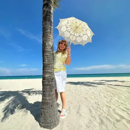 Marina, 60