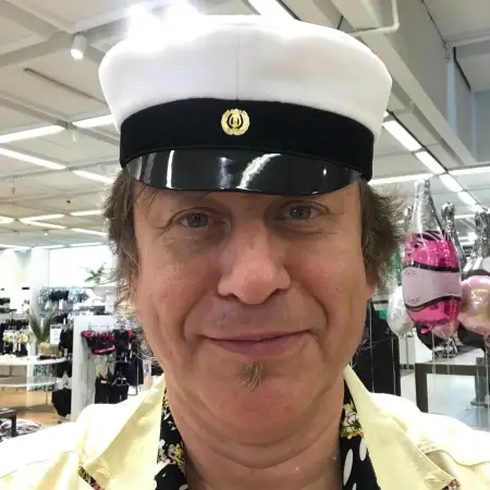 Victor, 60