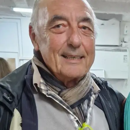 roger, 75Тель Авив, Израиль 