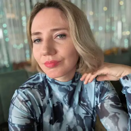 Mariya, 37