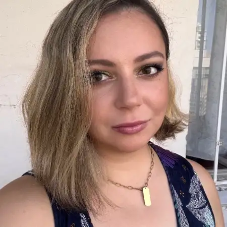 Яэль, 35