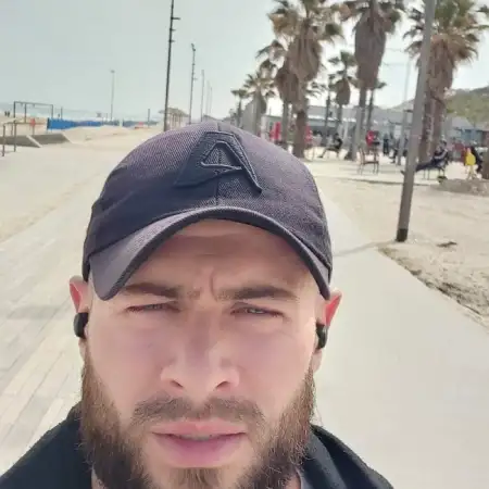Stas, 36