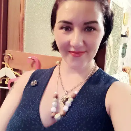 Ася, 40