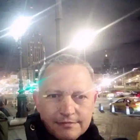 Виктор, 49