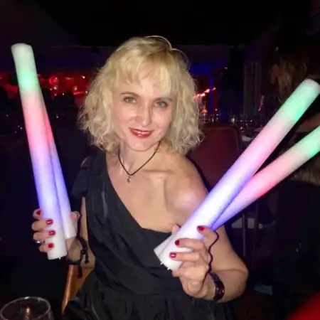 Яна, 46