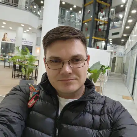 Владимир, 43Петах Тиква, Израиль 