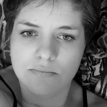 Olga, 40