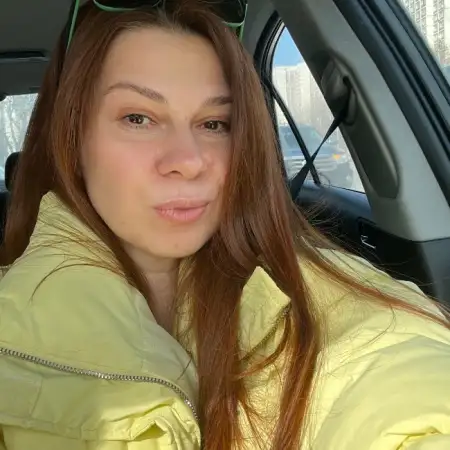 Лана, 41