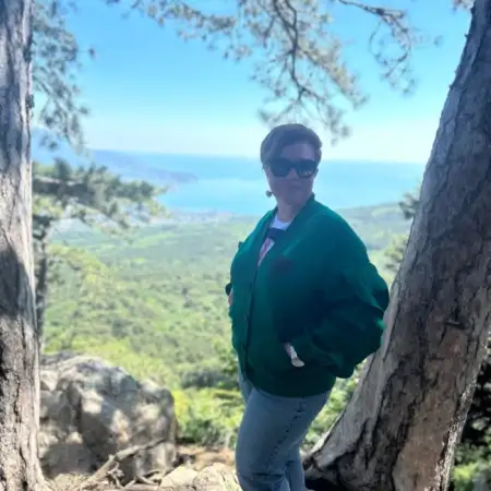 Елена, 51