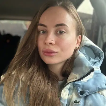 Полина, 28