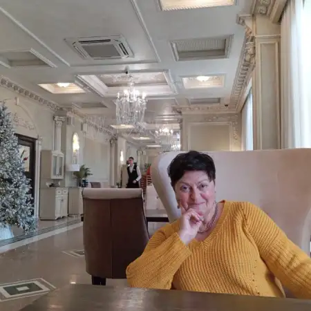 Nina, 67