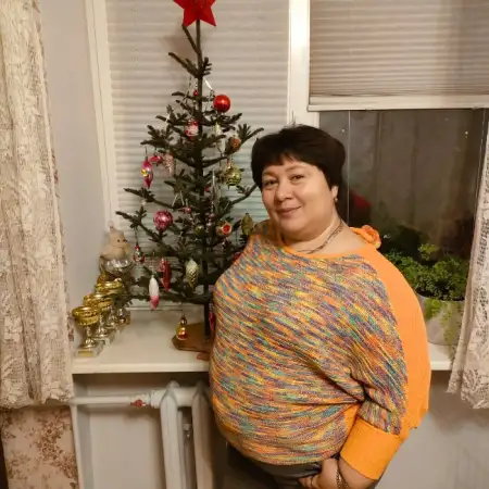 Алла, 52