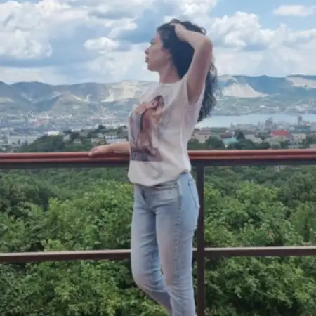 ANNA, 43