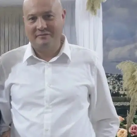 Михаил, 47Петах Тиква, Израиль