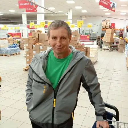 Рафаиль, 56