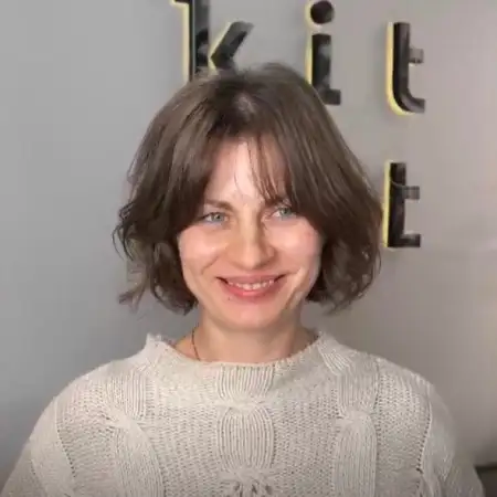 Юлия, 48
