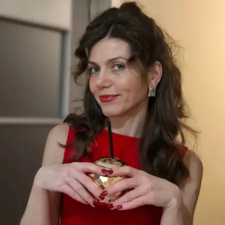 Анастасия, 48